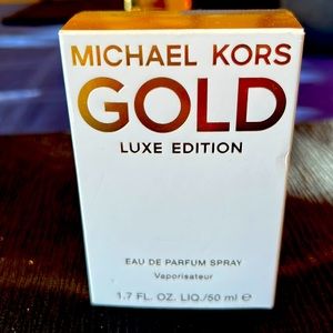 Michael Kors Gold spray
